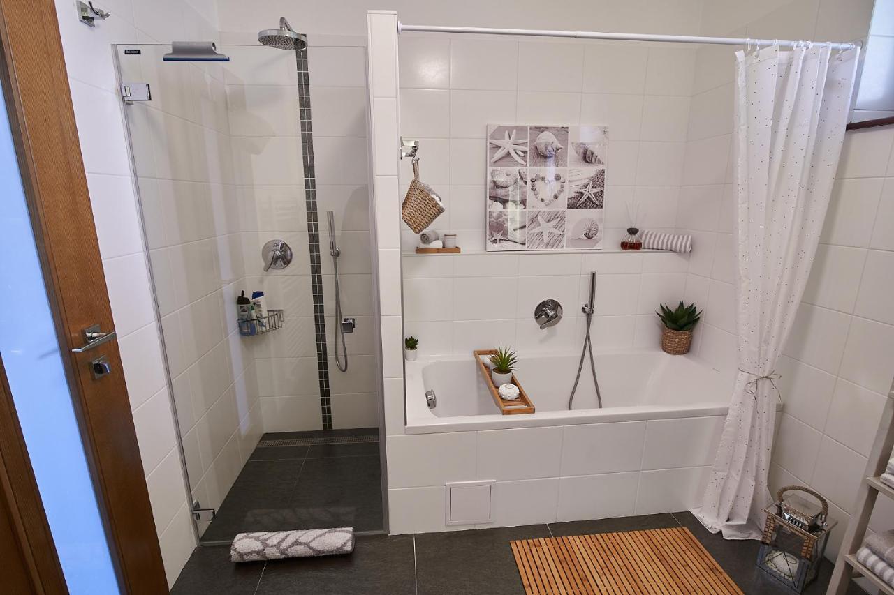 Ella Appartement Vel'ka Lomnica Buitenkant foto