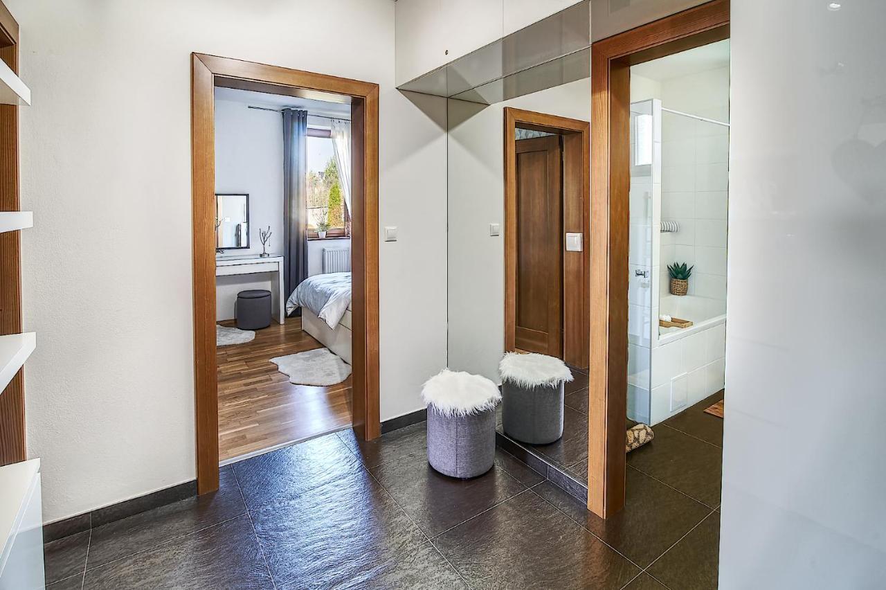 Ella Appartement Vel'ka Lomnica Buitenkant foto